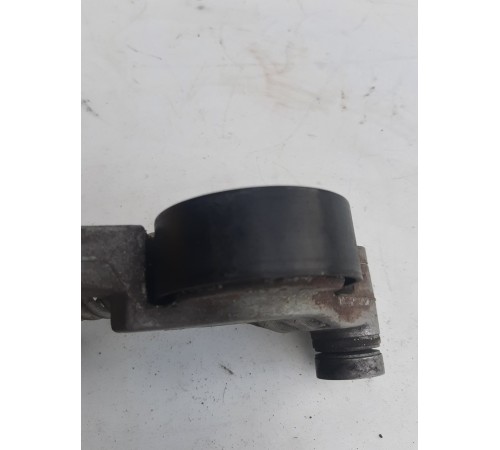 Натяжитель ремня