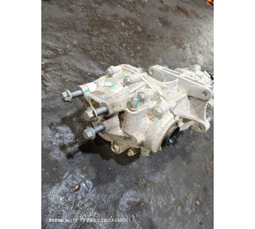 Задний редуктор с муфтой включения полного привода