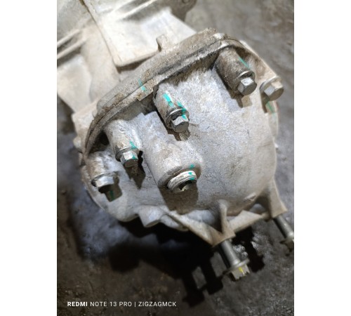 Задний редуктор с муфтой включения полного привода