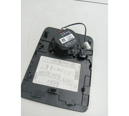 Крышка блока предохранителей с динамиком