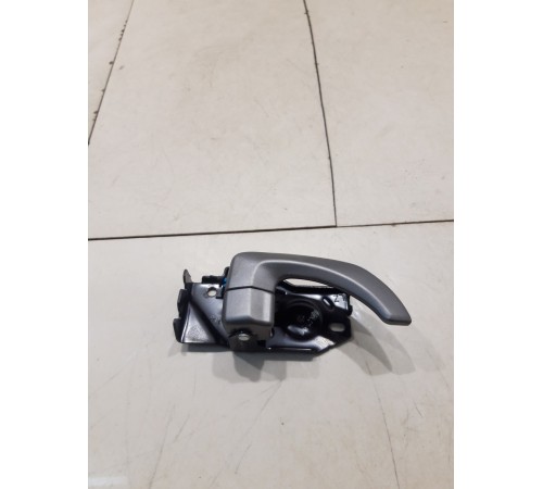 Ручка двери (передняя, правая, внутренняя)