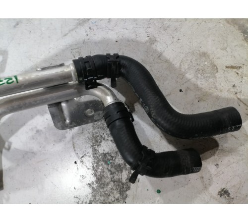 Патрубок системы охлаждения (металлический)