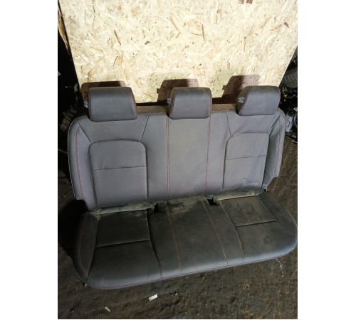 Сиденье заднее