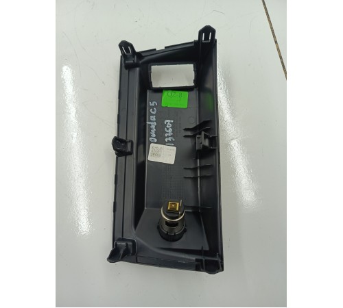 Накладка салона прикуриватель