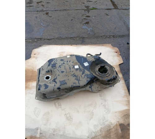 Бак топливный