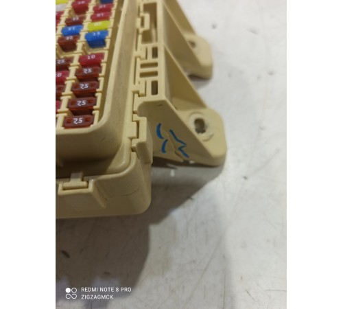 Блок предохранителей (салонный)