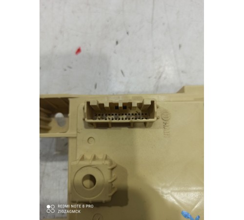 Блок предохранителей (салонный)