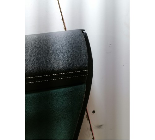 Обшивка двери задняя правая