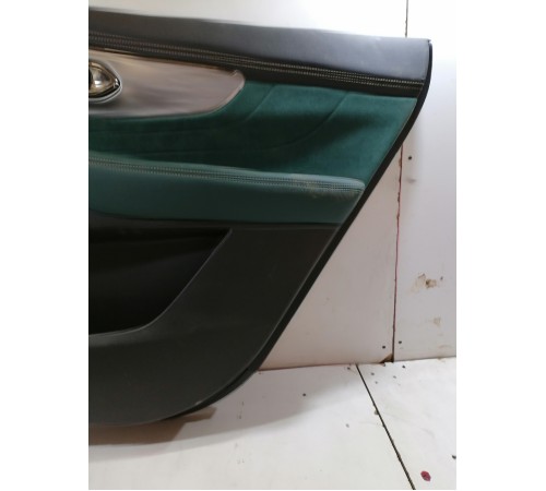 Обшивка двери задняя правая