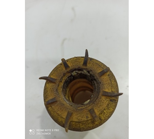 Отбойник амортизатора (передний правый)