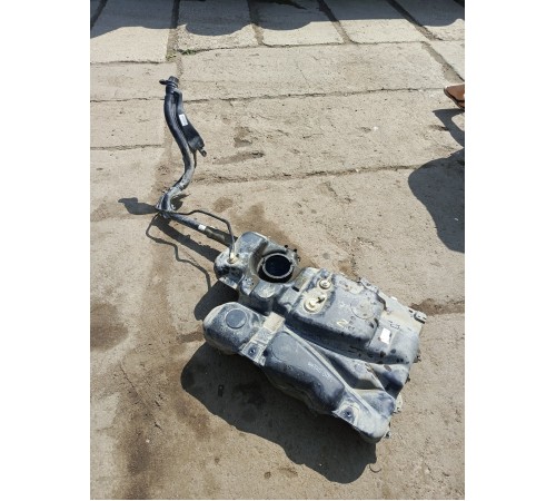 Бак топливный