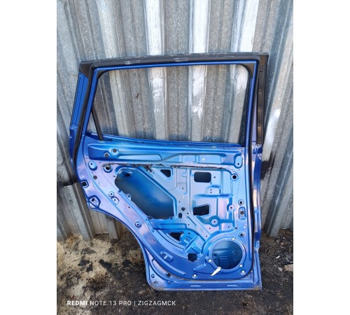 Дверь задняя левая