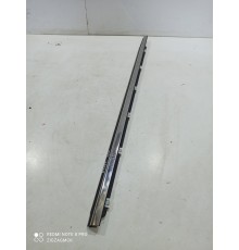 Уплотнитель стекла (задний правый наружный)