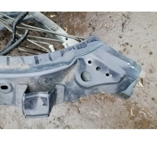 Лонжерон передний правый