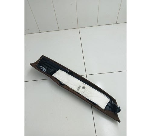 Накладка заднего ряда сидения левая