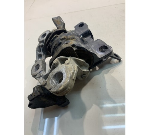 Опора двигателя (левая)