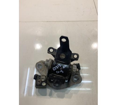 Опора двигателя (левая)