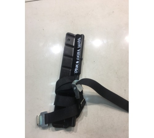 Кронштейн аккумулятора