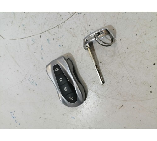 Ключ зажигания