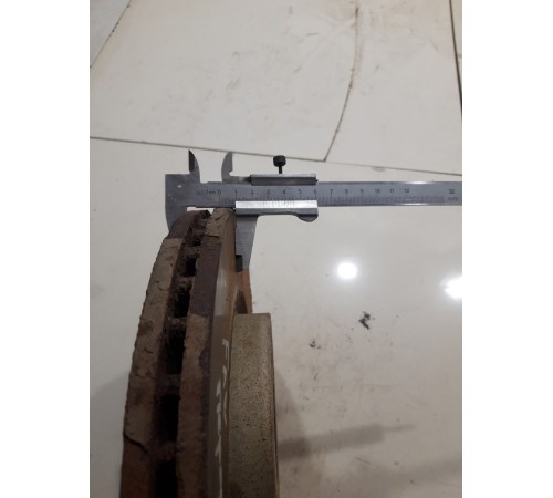 Тормозной диск передний