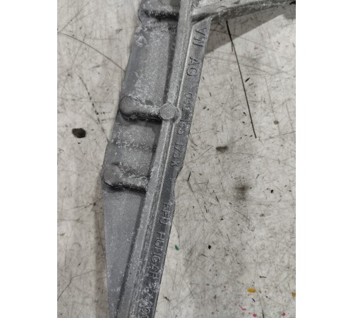 Кронштейн интеркулера