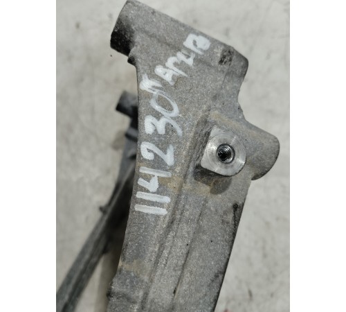 Кронштейн интеркулера