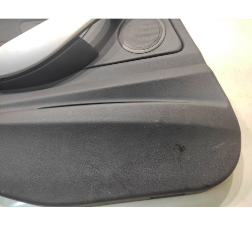 Обшивка двери (задняя, левая)