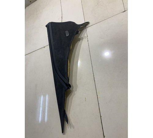 Обшивка стойки(задняя левая)