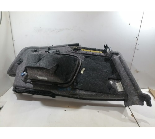 Обшивка багажника правая