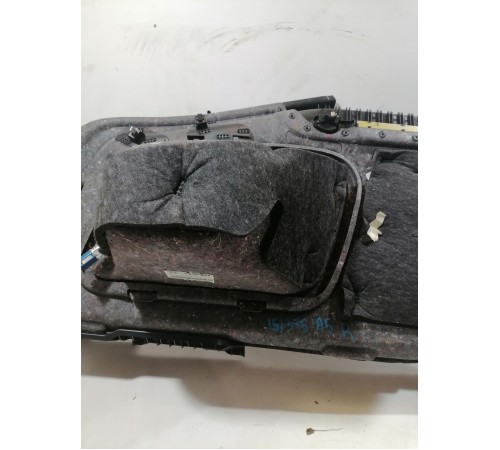 Обшивка багажника правая