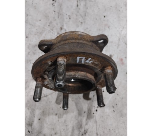 Ступица(передняя левая)