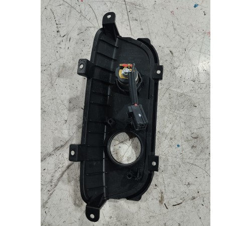 Накладка центральной консоли с розеткой 12v