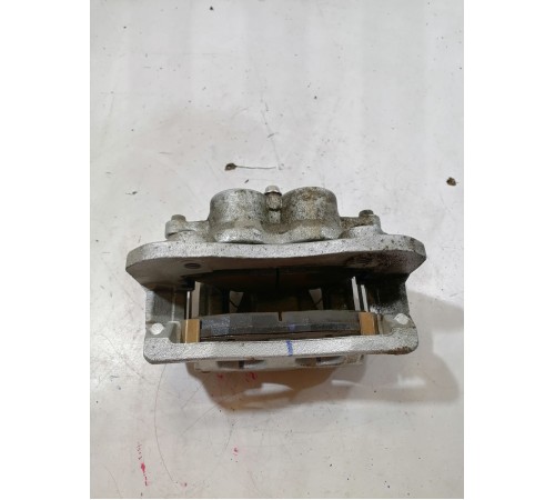 Суппорт передний правый