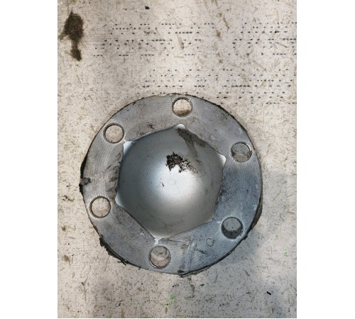 Колпак ступицы