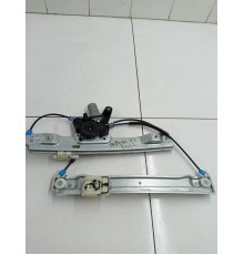 Стеклоподъёмник двери передний левый с моторчиком