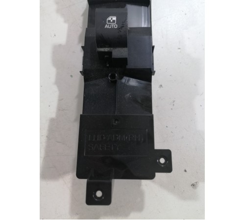 Блок кнопок передней правой двери 