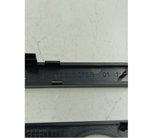 Накладка торпедо декоративная