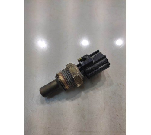 Датчик температуры охлаждающей жидкости