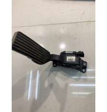 Педаль акселератора