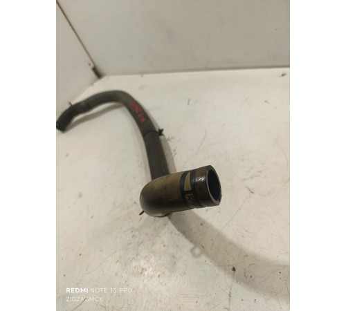 Патрубок системы охлаждения