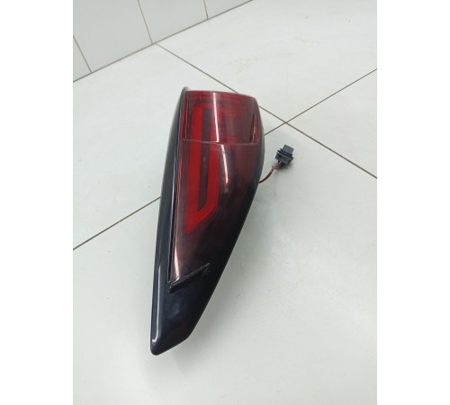 Фонарь задний левый наружний