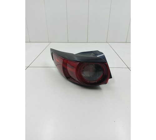 Фонарь задний левый наружний