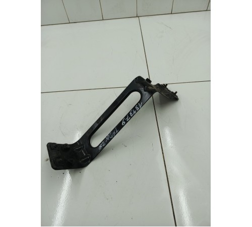 Кронштейн усилителя заднего бампера правый