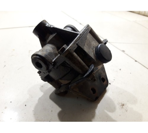 Клапан ускорительный