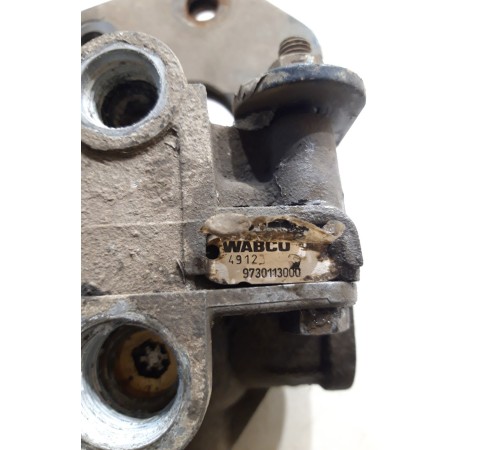 Клапан ускорительный