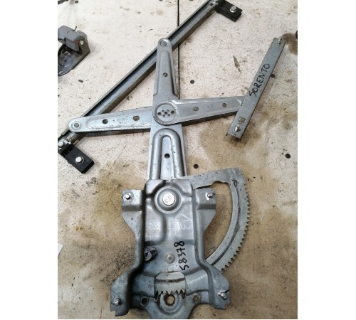 Стеклоподъемник электрический задний левый