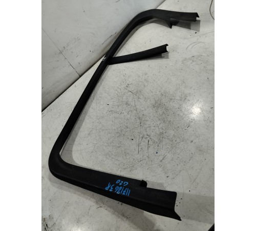 Накладка двери задняя правая