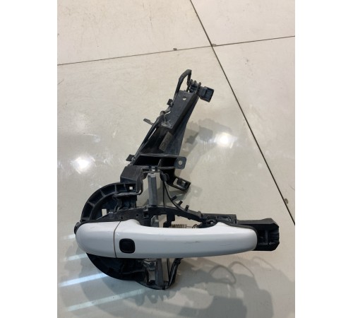 Ручка двери (задняя, левая, наружняя)