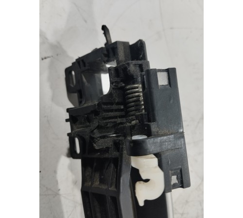 Ручка двери передняя левая наружная