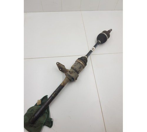 Привод полуось передний правый